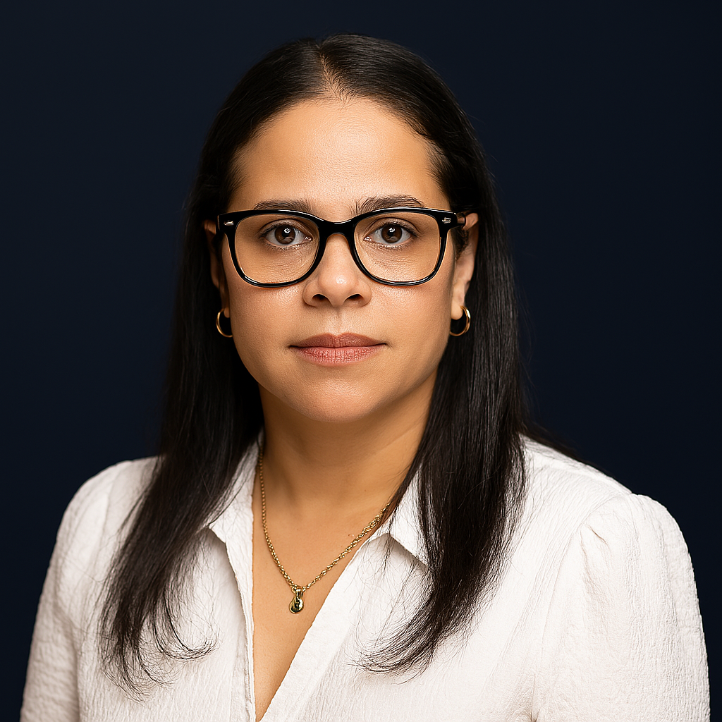 Libbie Cedeno, Principal Agent at Refine Risk, licensed insurance advisor in NY, NJ, CT, and FL